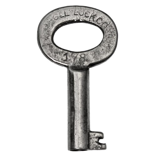 Eagle lock steamer trunk - eagle,