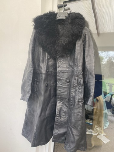 Vintage 1970 black leather - vintage,
