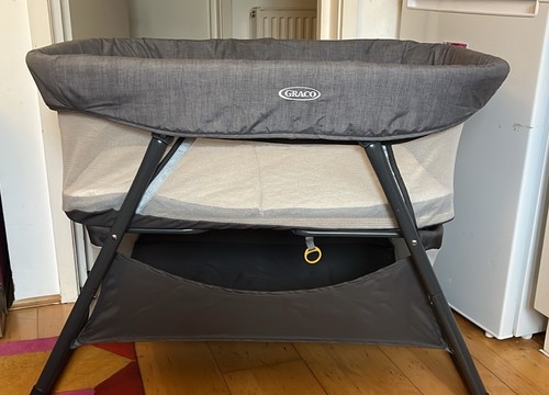 Graco side baby - by,