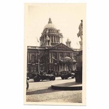 BELFAST Old Motor Cars outside