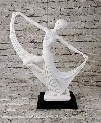 Santini art deco lady - a,