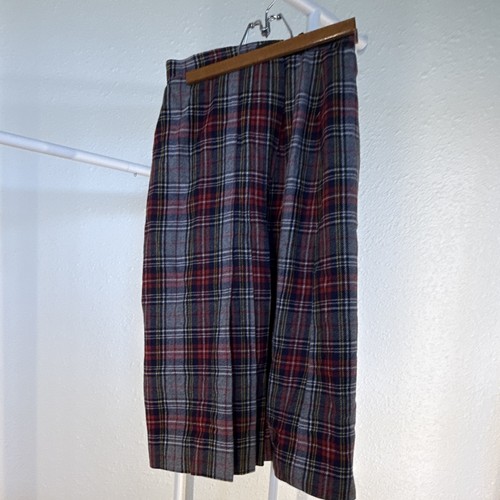 The villager plaid - the, pleated