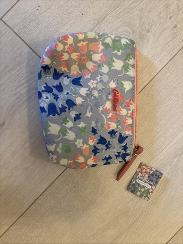 Cath kidston makeup bag - kidston,