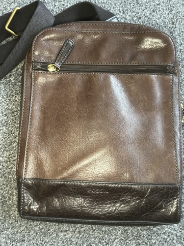 Fossil brown leather shoulder - brown,