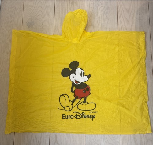 Vintage mickey mouse - mouse, rain
