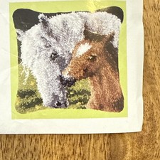 Latch hook cushion cover kit -