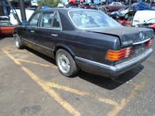 86 MERCEDES 560SEL W126