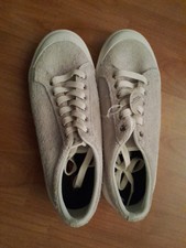 Levi's Ls1 Low Size  Uk 7 Women's  Brand New