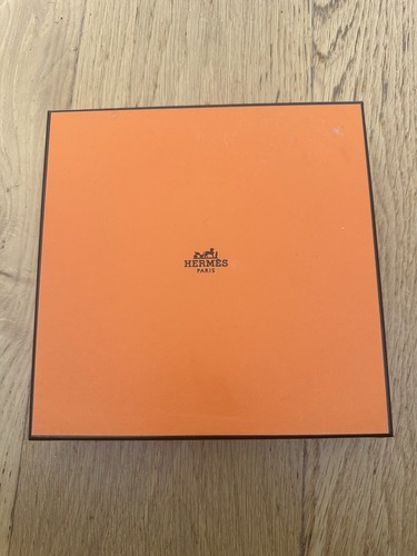 Hermes reversible black and - h,