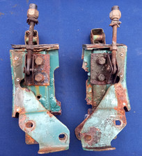 Land Rover Series 3 Lightweight Vent Panel End Brackets With Windscreen Clamps