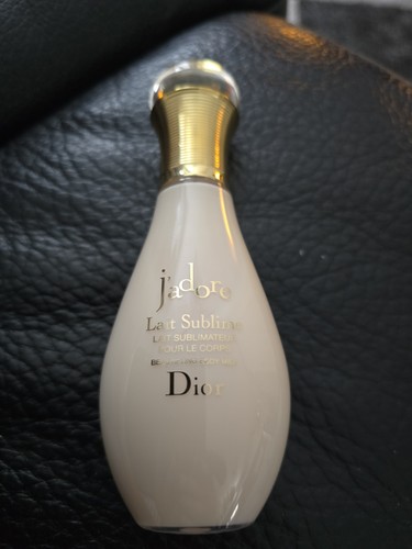 Dior adore lait - lait, sublime
