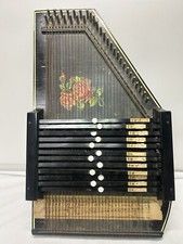 Vintage Rosetti Autoharp 32