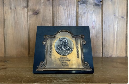 Vintage army boxing trophy - boxing,
