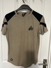  Bee Inspired Men's Short Sleeve T-Shirt Size S, In Plush Khaki And Black Colour