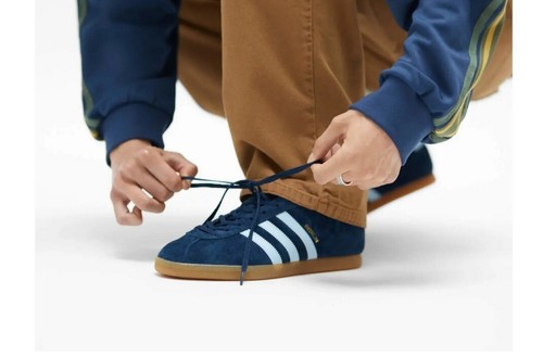 Adidas berlin uk10 - berlin, bnib