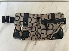 GUESS Y2K Bum Bag with Lots of