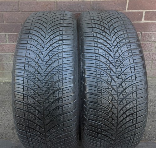225 45r18 goodyear - , vector