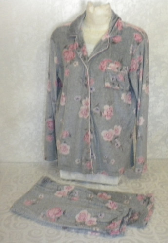 Laura ashley pajamas sz - pc, s