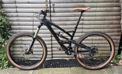 2017 capra mtb custom - cf,