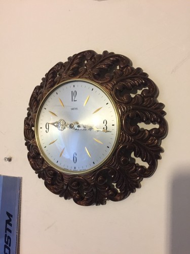Vintage 1960s smiths wall - vintage,