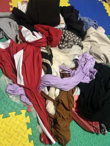 Bundle woman clothing - of,
