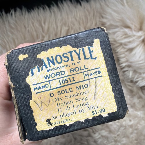 Vintage pianostyle player - pianostyle,