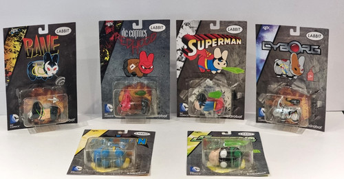 Kidrobot universe labbit - universe,