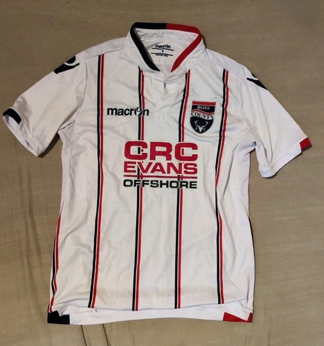 2016 2017 away - 2016,