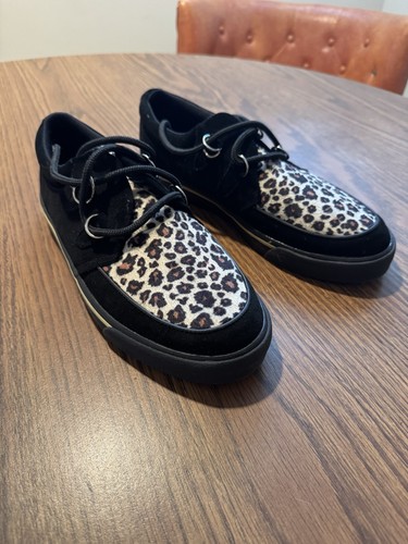 Original footwear - t.u.k.,