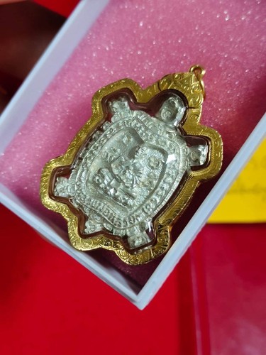 Real temple thai buddha amulet - temple,