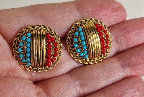 Vtg joan rivers button faux - vtg,