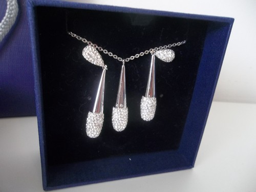 Signed swarovski crystal - signed,