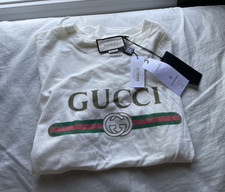 BRAND NEW Gucci Signature