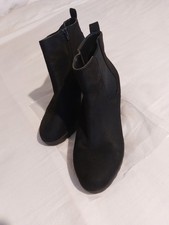 Select Black Suede Cleated  Chelsea Boot Size 7
