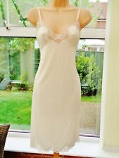 S47A CHARNOS WHITE HEAVY NYLON SATIN LACE FULL SLIP CHEMISE NIGHTIE 14 36" BNWT