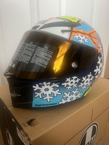 Agv valentino rossi helmet - agv,