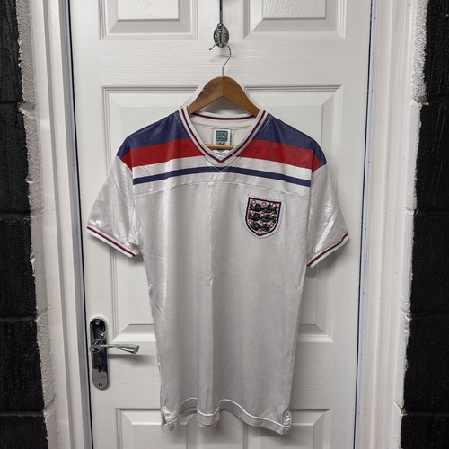 Score draw england 1982 - england, retro