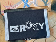 Ladies ROXY by Quiksilver RIPPER WALLET. Tough woven material with ROXY logo