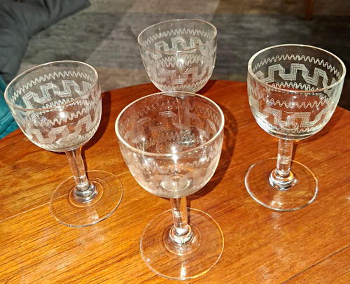Set needle etched - 4,