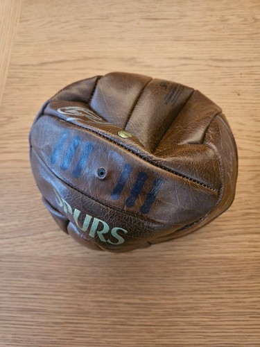 Signed spurs old - signed, fashioned