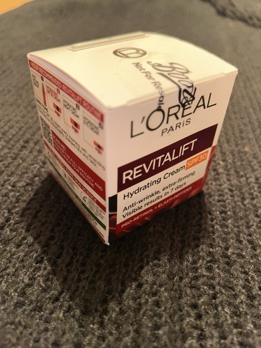 Loreal revitalift hydrating - revitalift,