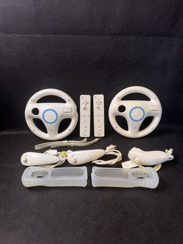 Nintendo wii bundle remotes - nintendo,