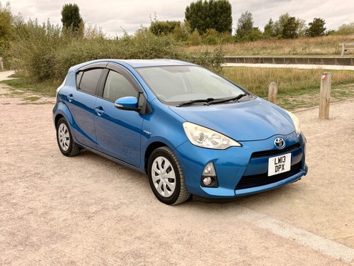 2013 toyota aqua - 2013,