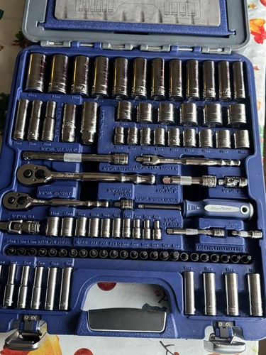 Bluepoint 100pcs socket set - bluepoint,