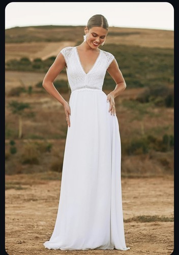 Kelsey rose gaia wedding - rose,