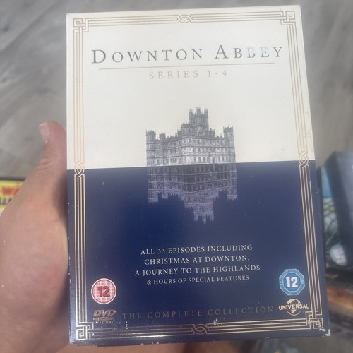 Downton abbey series 4 - abbey,