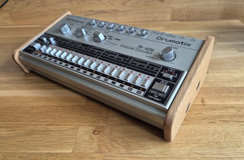Roland tr606 tb303 - roland,