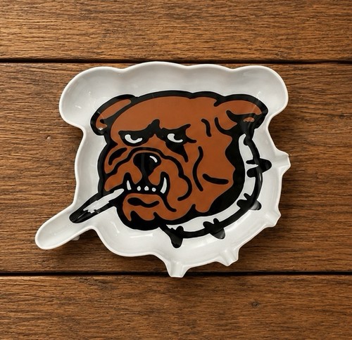 Palace bulldog ashtray brand - bulldog,
