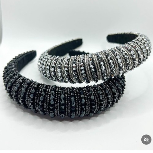 Black crystal jewel - , gem