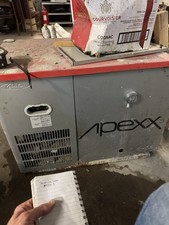 Post Mix Beverage Dispenser. IMI Cornelius Apexx 4 Beverage System.